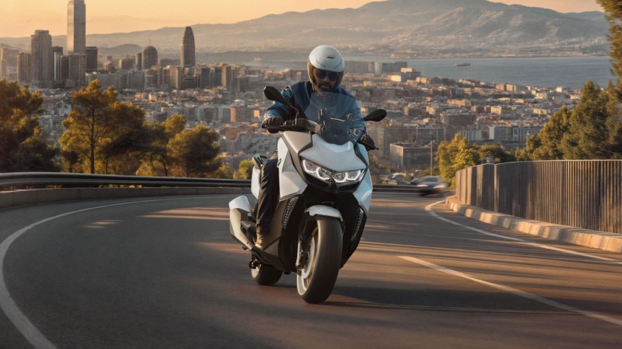 2025 BMW C 400 GT: