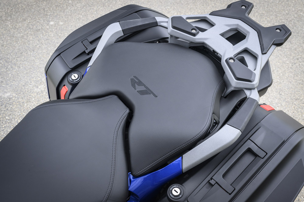 2026 BMW R 1300 RT Racing Blue Metallic